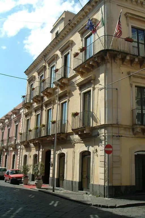 ***  Hotel La Ville Catánia Italië