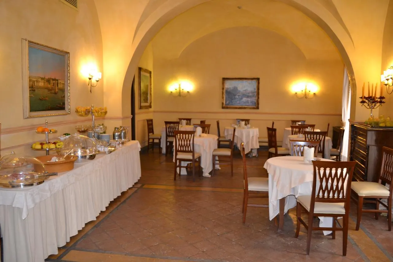 Hotel La Ville Catania 3*,