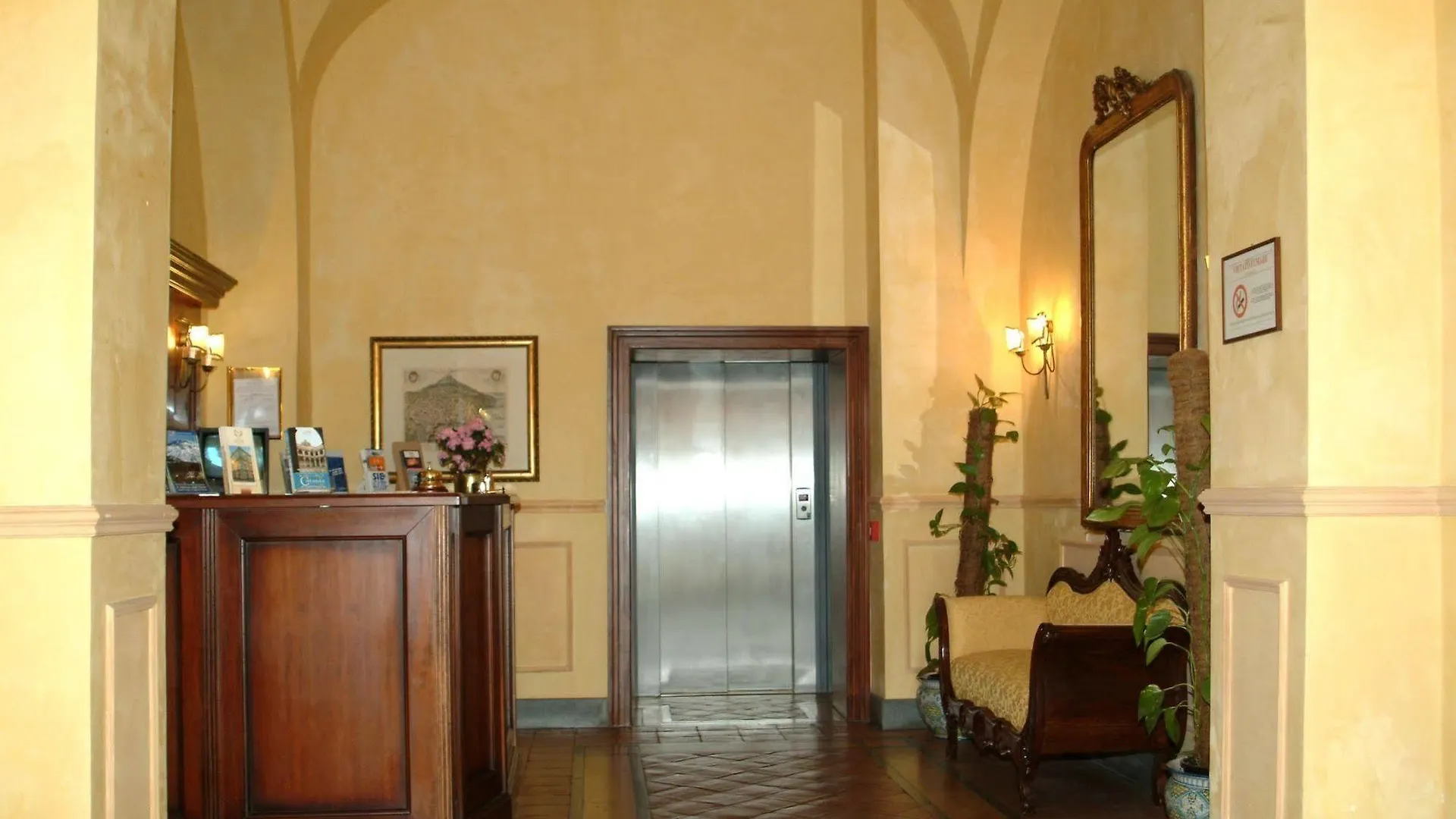 Hotel La Ville Catánia Italië
