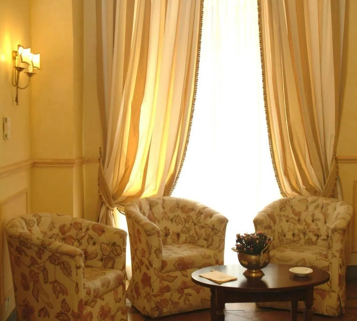 Hotel La Ville Catánia Italië
